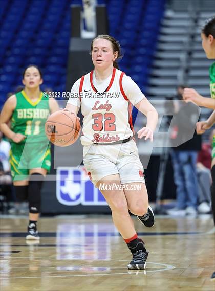 Thumbnail 1 in Winnsboro vs. Bishop (UIL 3A State Semifinal) photogallery.