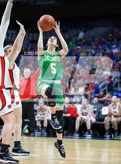Thumbnail 1 in Winnsboro vs. Bishop (UIL 3A State Semifinal) photogallery.