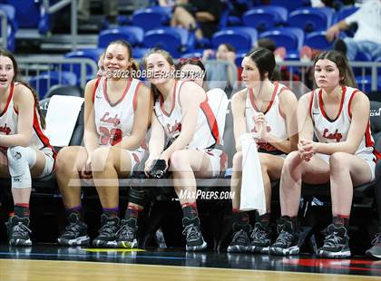 Thumbnail 1 in Winnsboro vs. Bishop (UIL 3A State Semifinal) photogallery.