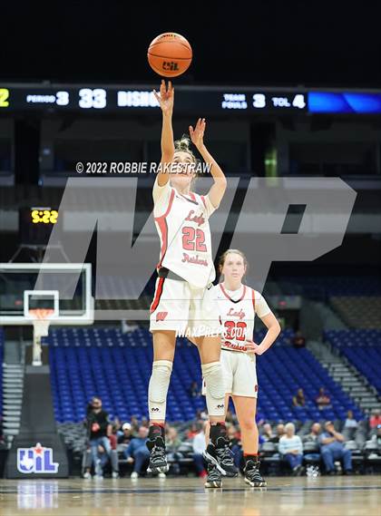 Thumbnail 1 in Winnsboro vs. Bishop (UIL 3A State Semifinal) photogallery.