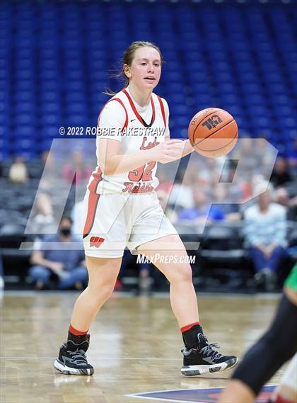 Thumbnail 1 in Winnsboro vs. Bishop (UIL 3A State Semifinal) photogallery.