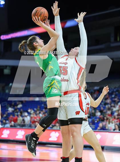 Thumbnail 3 in Winnsboro vs. Bishop (UIL 3A State Semifinal) photogallery.