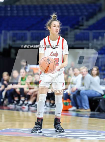 Thumbnail 2 in Winnsboro vs. Bishop (UIL 3A State Semifinal) photogallery.