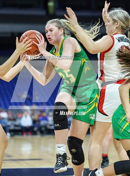 Thumbnail 1 in Winnsboro vs. Bishop (UIL 3A State Semifinal) photogallery.