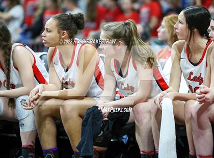 Thumbnail 1 in Winnsboro vs. Bishop (UIL 3A State Semifinal) photogallery.
