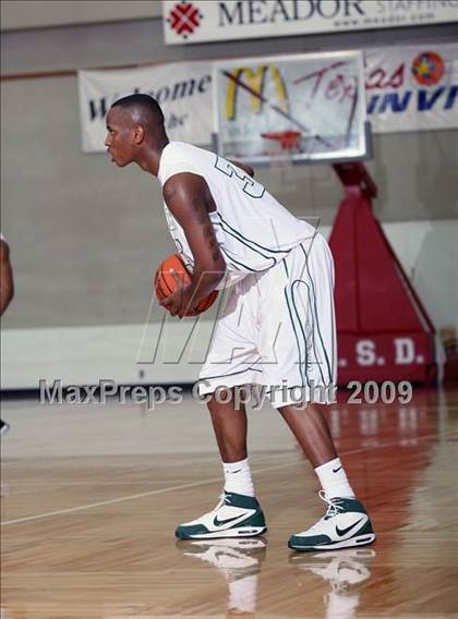 Thumbnail 1 in Bellaire vs Berkner (McDonalds Texas Invitational) photogallery.