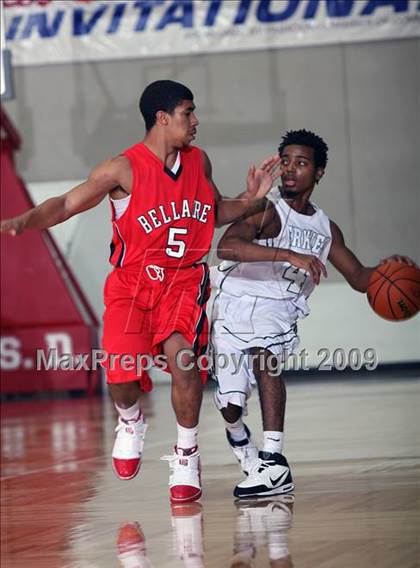 Thumbnail 1 in Bellaire vs Berkner (McDonalds Texas Invitational) photogallery.
