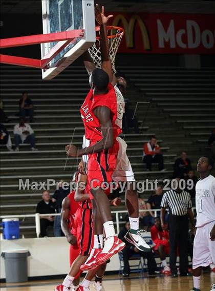 Thumbnail 2 in Bellaire vs Berkner (McDonalds Texas Invitational) photogallery.