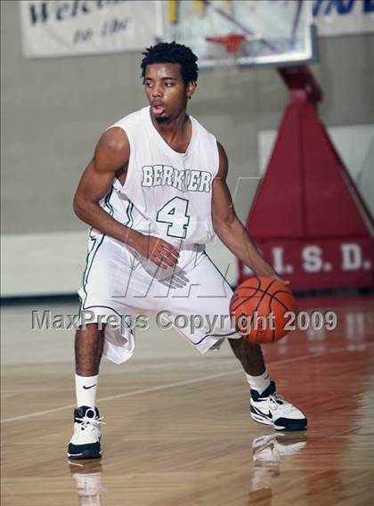 Thumbnail 2 in Bellaire vs Berkner (McDonalds Texas Invitational) photogallery.