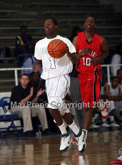 Thumbnail 2 in Bellaire vs Berkner (McDonalds Texas Invitational) photogallery.