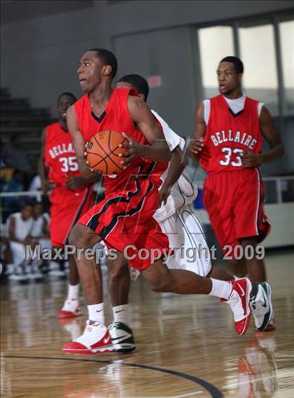 Thumbnail 1 in Bellaire vs Berkner (McDonalds Texas Invitational) photogallery.