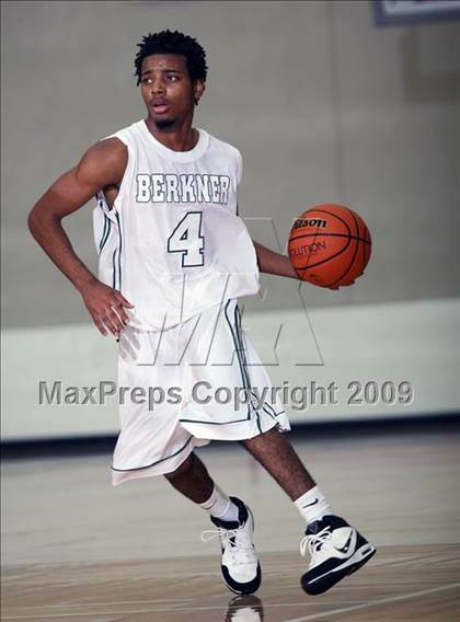 Thumbnail 3 in Bellaire vs Berkner (McDonalds Texas Invitational) photogallery.