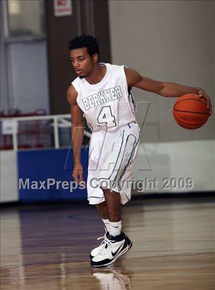 Thumbnail 3 in Bellaire vs Berkner (McDonalds Texas Invitational) photogallery.
