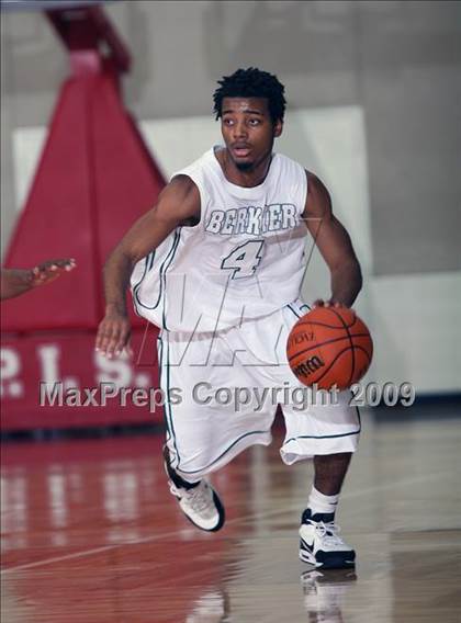 Thumbnail 1 in Bellaire vs Berkner (McDonalds Texas Invitational) photogallery.