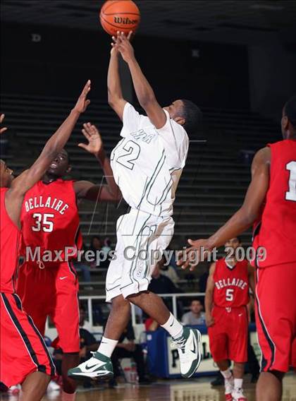 Thumbnail 2 in Bellaire vs Berkner (McDonalds Texas Invitational) photogallery.