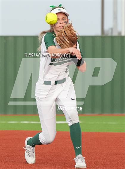 Thumbnail 2 in Cedar Hill vs Waxahachie photogallery.