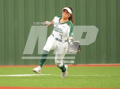 Thumbnail 2 in Cedar Hill vs Waxahachie photogallery.