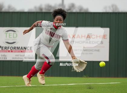 Thumbnail 3 in Cedar Hill vs Waxahachie photogallery.