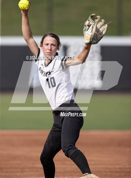 Thumbnail 3 in Northside - Pinetown vs East Wilkes (NCHSAA 1A Championship) photogallery.