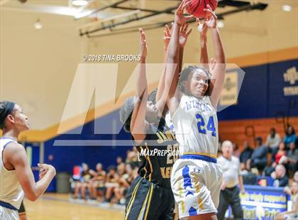 Thumbnail 3 in James Kenan @ Richlands (NCHSAA 2A 1st Round Playoff) photogallery.