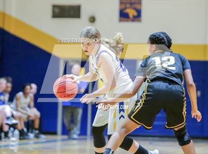 Thumbnail 3 in James Kenan @ Richlands (NCHSAA 2A 1st Round Playoff) photogallery.