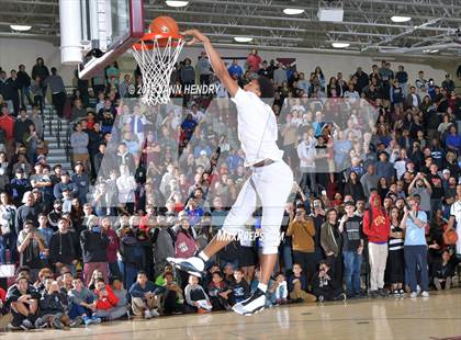 Thumbnail 1 in Rancho Mirage Holiday Invitational Dunk Contest photogallery.