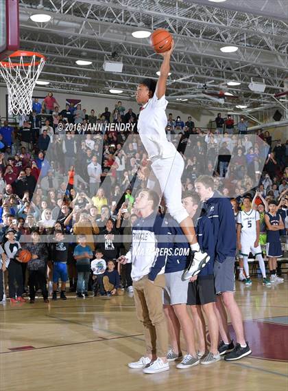 Thumbnail 1 in Rancho Mirage Holiday Invitational Dunk Contest photogallery.