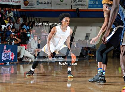 Thumbnail 3 in St. Frances Academy vs. Bella Vista College Preparatory School (Chick-Fil-A Classic National Division Championship) photogallery.