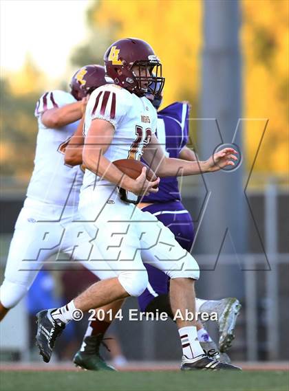 Thumbnail 2 in College Park vs. Las Lomas photogallery.