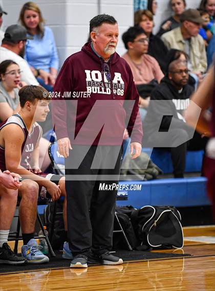 Thumbnail 1 in Mumford vs Iola photogallery.