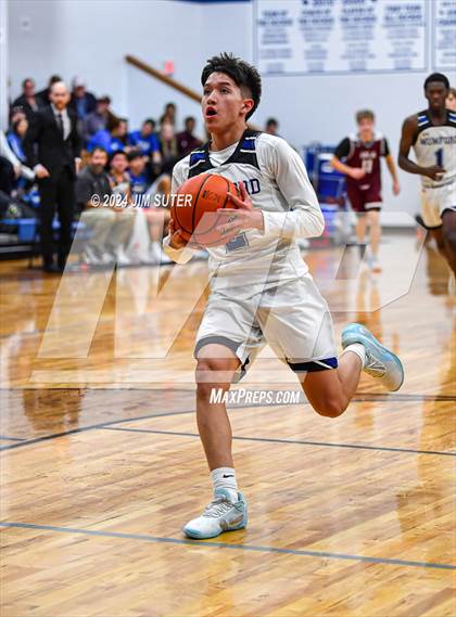 Thumbnail 3 in Mumford vs Iola photogallery.