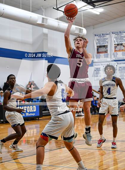 Thumbnail 3 in Mumford vs Iola photogallery.