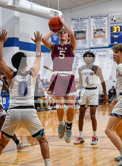 Thumbnail 1 in Mumford vs Iola photogallery.