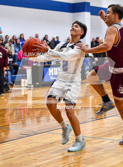 Thumbnail 1 in Mumford vs Iola photogallery.
