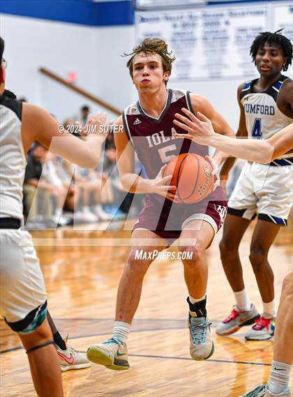 Thumbnail 3 in Mumford vs Iola photogallery.