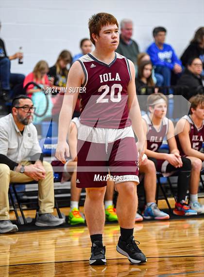 Thumbnail 2 in Mumford vs Iola photogallery.