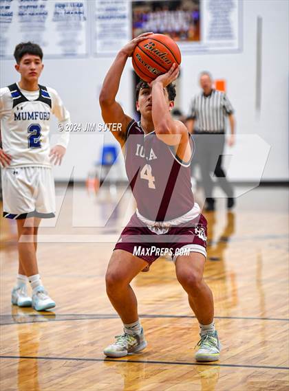 Thumbnail 1 in Mumford vs Iola photogallery.