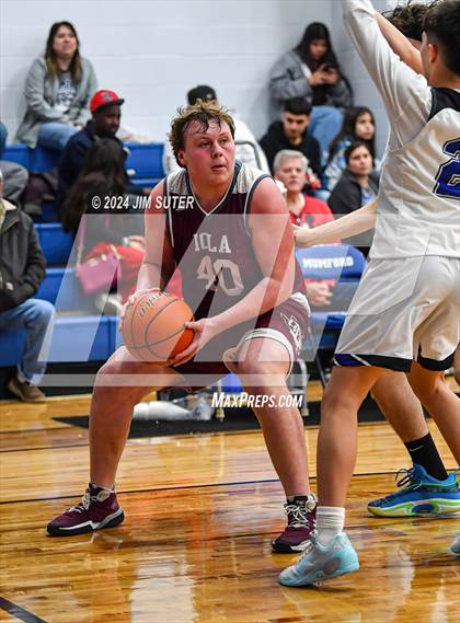 Thumbnail 1 in Mumford vs Iola photogallery.