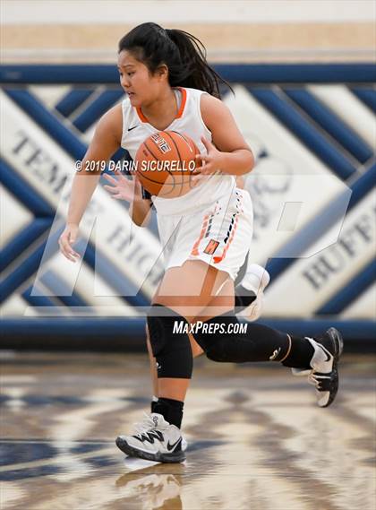 Thumbnail 1 in Huntington Beach vs. Carondelet (NIKE Tournament of Champions) photogallery.