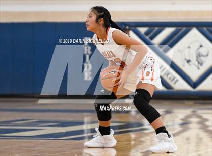 Thumbnail 1 in Huntington Beach vs. Carondelet (NIKE Tournament of Champions) photogallery.