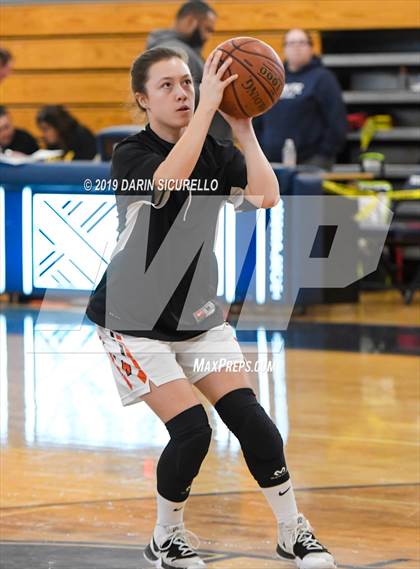 Thumbnail 2 in Huntington Beach vs. Carondelet (NIKE Tournament of Champions) photogallery.