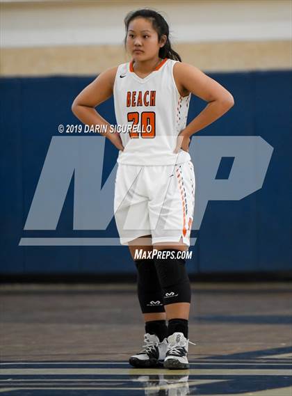 Thumbnail 1 in Huntington Beach vs. Carondelet (NIKE Tournament of Champions) photogallery.