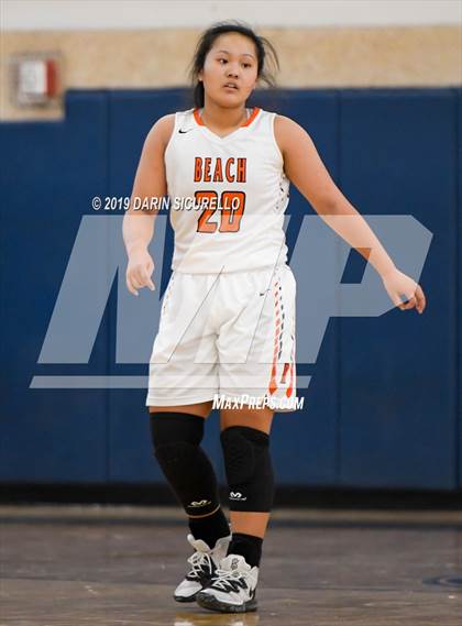 Thumbnail 1 in Huntington Beach vs. Carondelet (NIKE Tournament of Champions) photogallery.