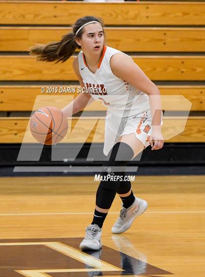 Thumbnail 2 in Huntington Beach vs. Carondelet (NIKE Tournament of Champions) photogallery.