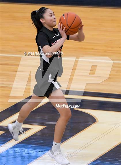Thumbnail 2 in Huntington Beach vs. Carondelet (NIKE Tournament of Champions) photogallery.