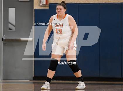 Thumbnail 3 in Huntington Beach vs. Carondelet (NIKE Tournament of Champions) photogallery.
