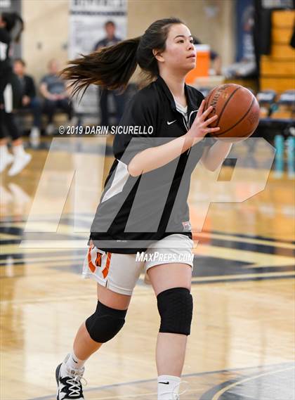 Thumbnail 3 in Huntington Beach vs. Carondelet (NIKE Tournament of Champions) photogallery.