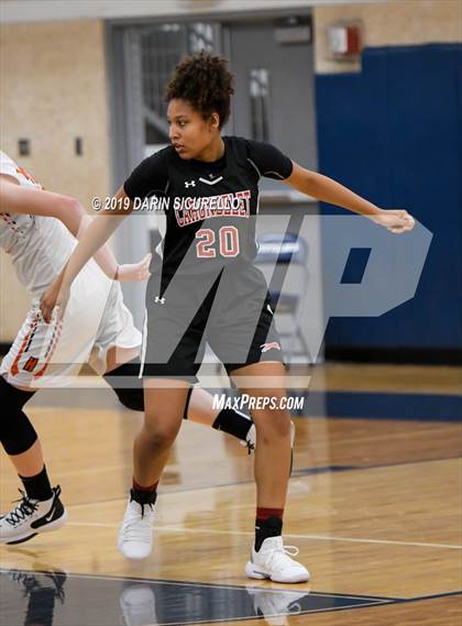 Thumbnail 3 in Huntington Beach vs. Carondelet (NIKE Tournament of Champions) photogallery.