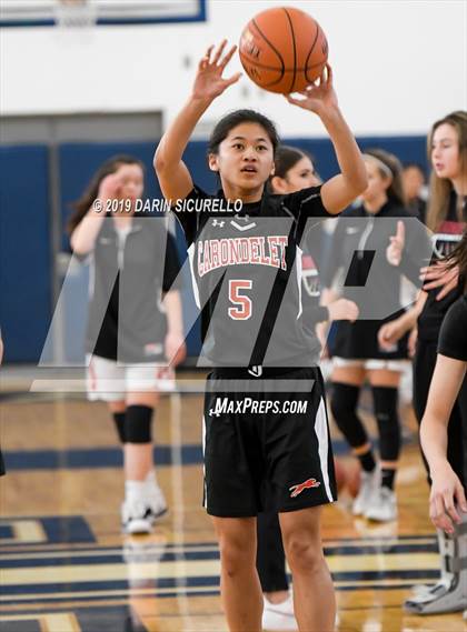 Thumbnail 2 in Huntington Beach vs. Carondelet (NIKE Tournament of Champions) photogallery.