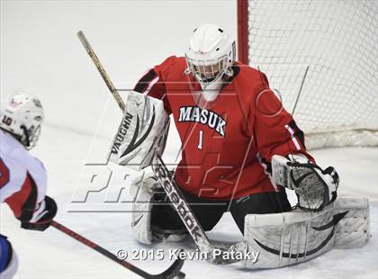 Thumbnail 2 in Masuk vs. E.O. Smith/Tolland (CIAC D3 Final) photogallery.